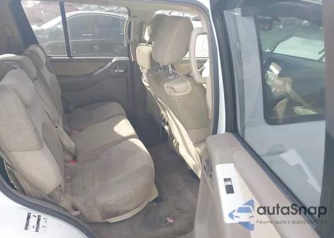 2011 Nissan Pathfinder Sv z USA, uszkodzony, nr VIN 5N1AR1NN5BC629626